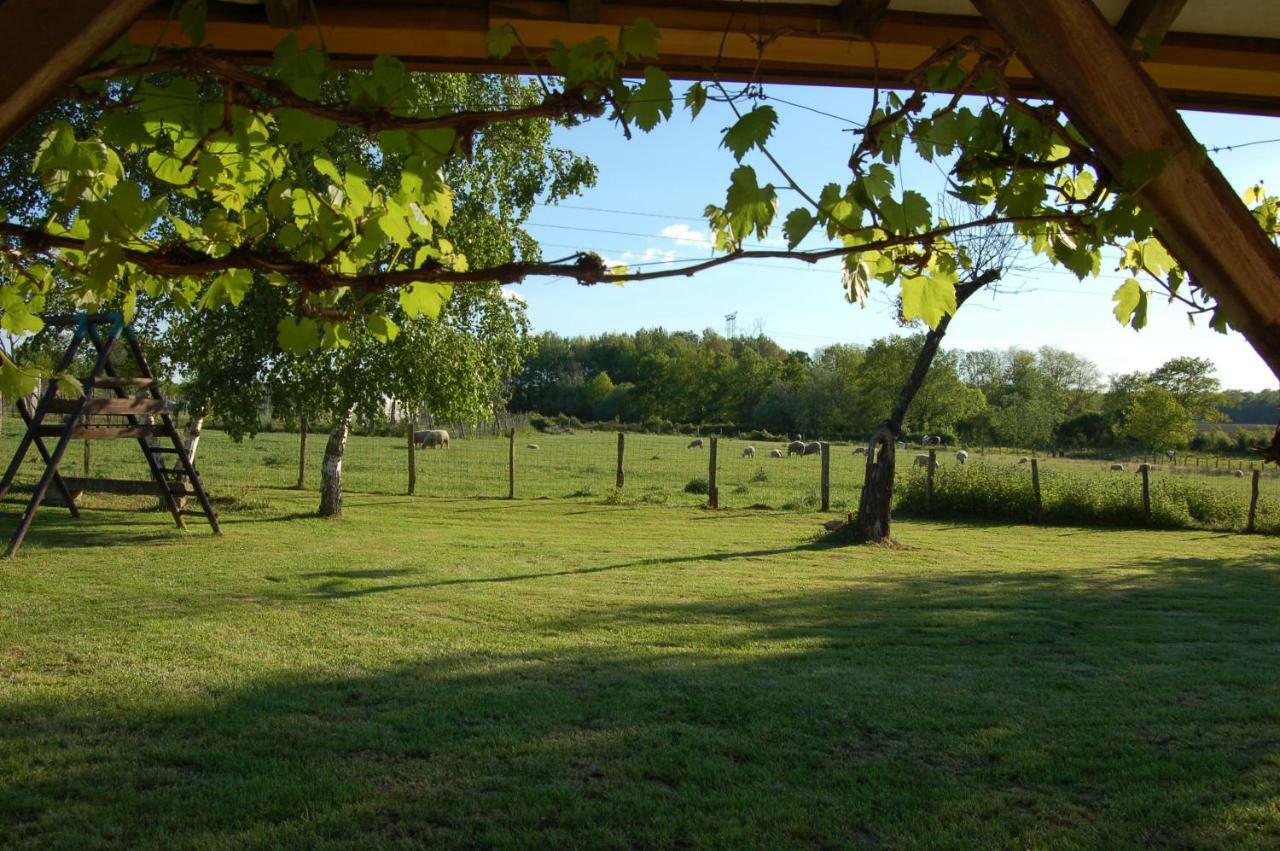 Une Pause A La Campagne Mervans Exterior foto